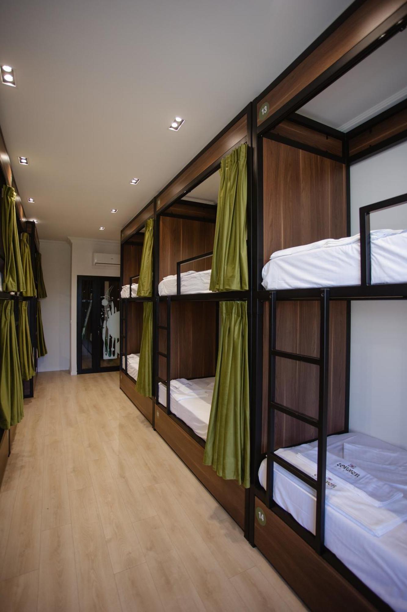 Corner Hostel Шкодер Экстерьер фото