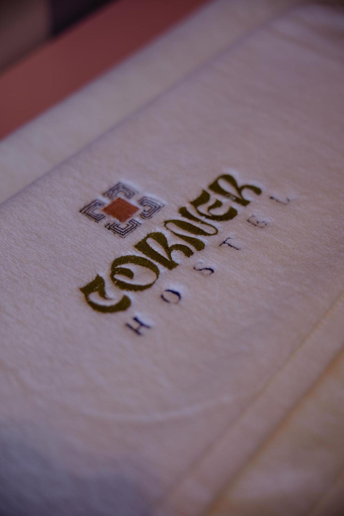 Corner Hostel Шкодер Экстерьер фото